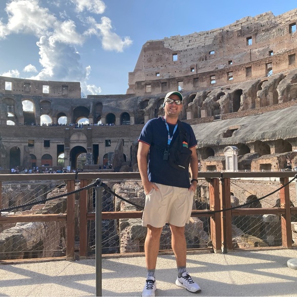 Meet your Posher, Pete - Picture 3 of 3